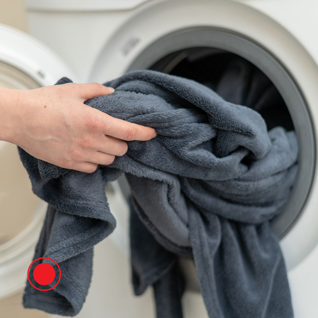 شستن پتو در ماشین لباسشویی | بایدها و نبایدهای آن