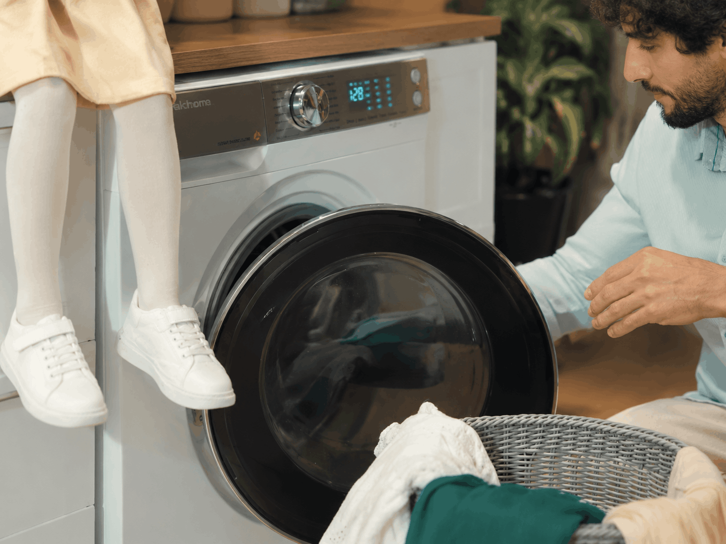 چگونه بوی داخل دیگ را از بین ببریم؟
